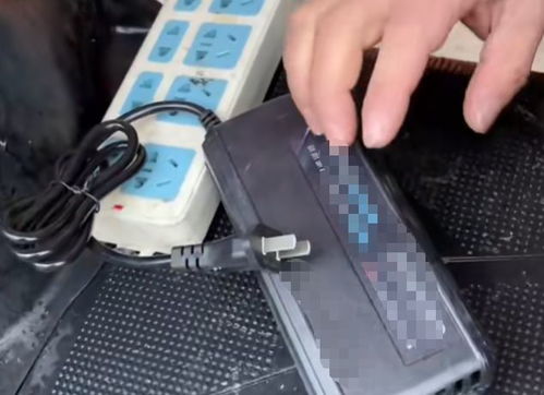 給電動車充電，10個人9個錯，難怪騎不遠，電瓶不耐用