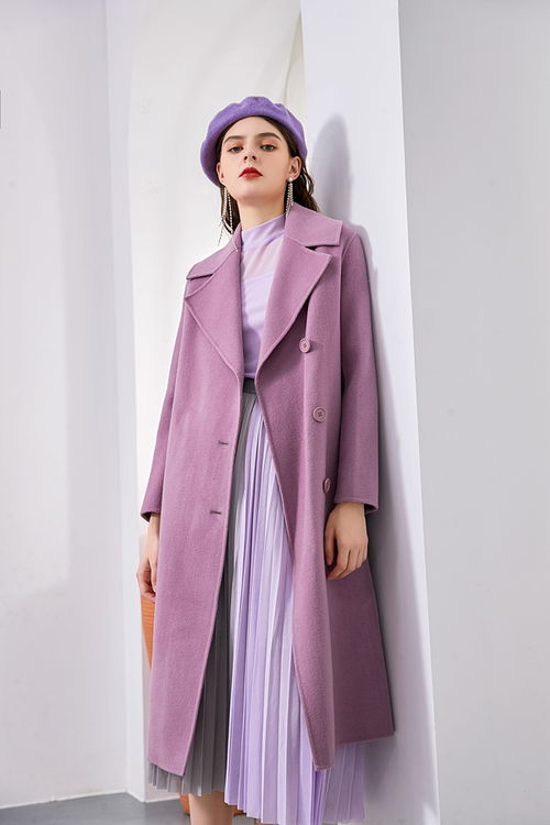 女裝加盟商機無限,服裝品牌環(huán)球社協(xié)助江蘇馬女士簽約艾麗哲把握行業(yè)風口